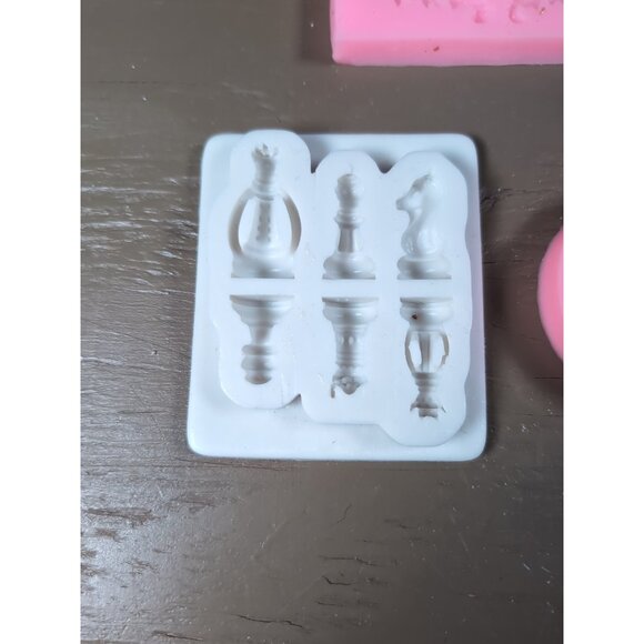 Lot Of 11 Silicone Molds/Moulds for Resin Cake Decoration Craft Making Trinket - Picture 2 of 11